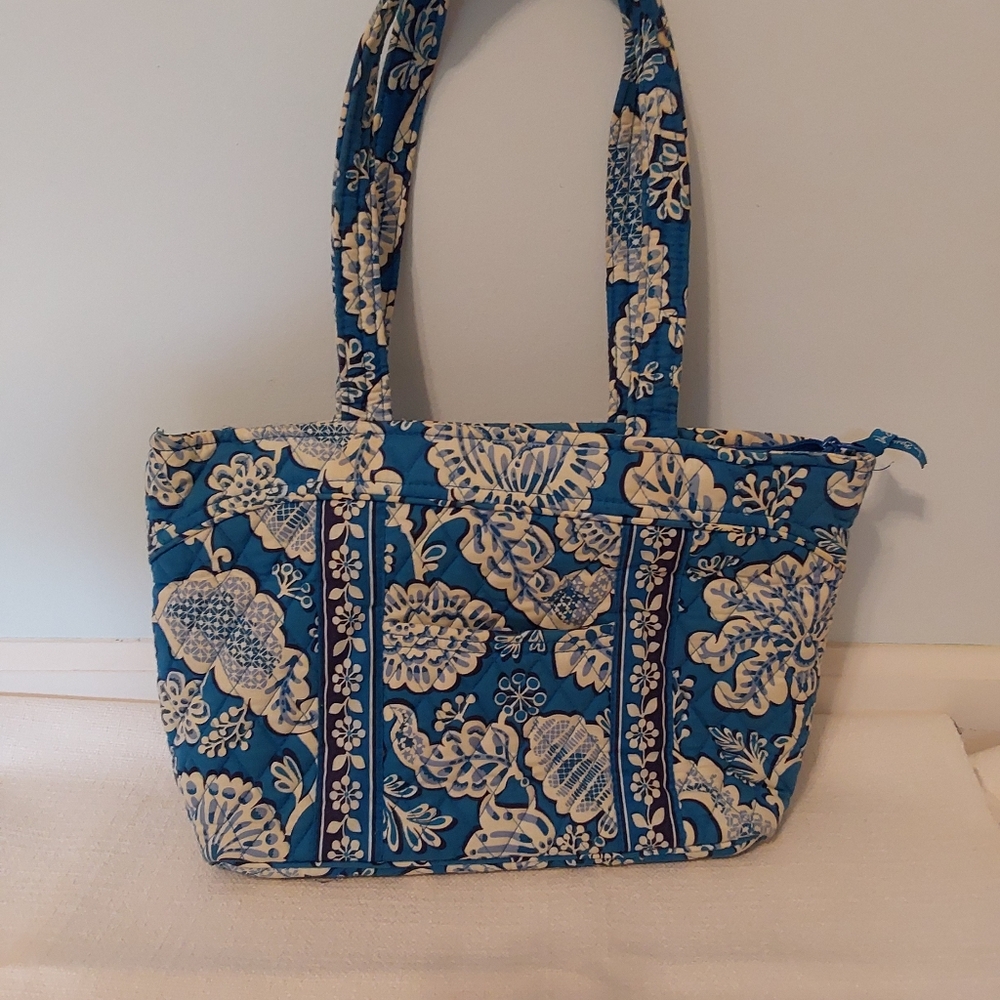 Vera Bradley tote